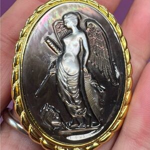 Vintage Carved Large Abalone Cameo in Excellent Condition.